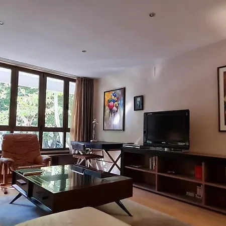 Carmelitas Apartmán *